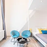 Central - Large - Easy Sleep